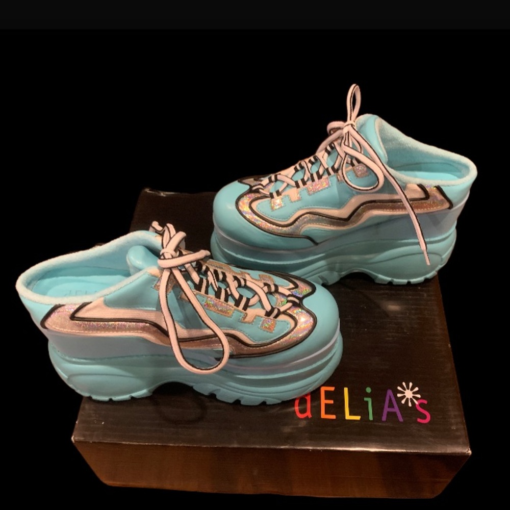 Beach Bonfire Platform Sneakers